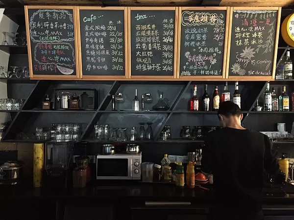 币圈风云再起：沉睡巨鲸的以太坊豪赌