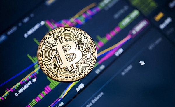 疯狂！这个项目两天暴涨10000%，背后究竟暗藏什么玄机？